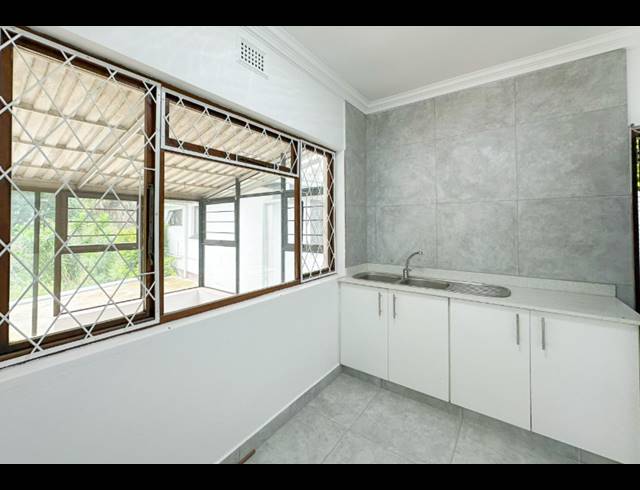 5 BEDROOM HOUSE FOR SALE IN WESTVILLE